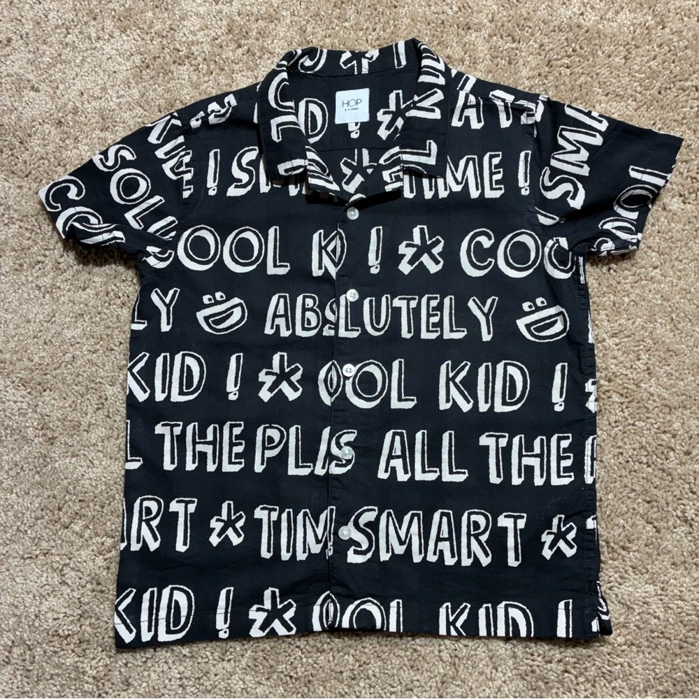 BOYS SHIRT Size 6 - 7 Yrs Color Black Collar Short Sleeves HOP Brand White Print